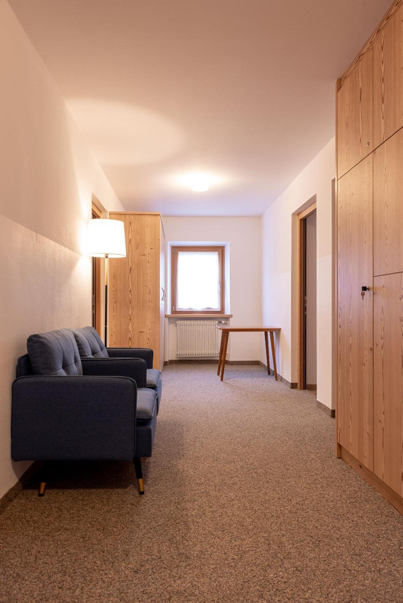 San Pietro Dolomiti Small Budget Hotel Ortisei Exterior foto