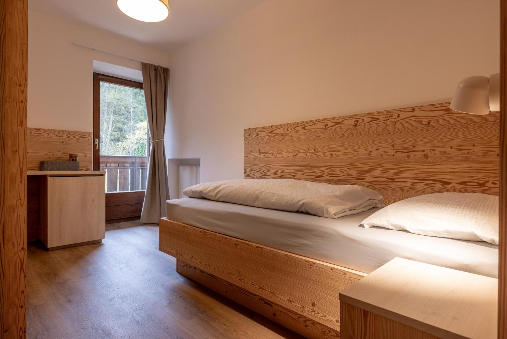 San Pietro Dolomiti Small Budget Hotel Ortisei Exterior foto